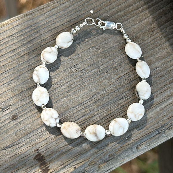 White Buffalo Handmade 925 silver Bracelet - Picture 3 of 4